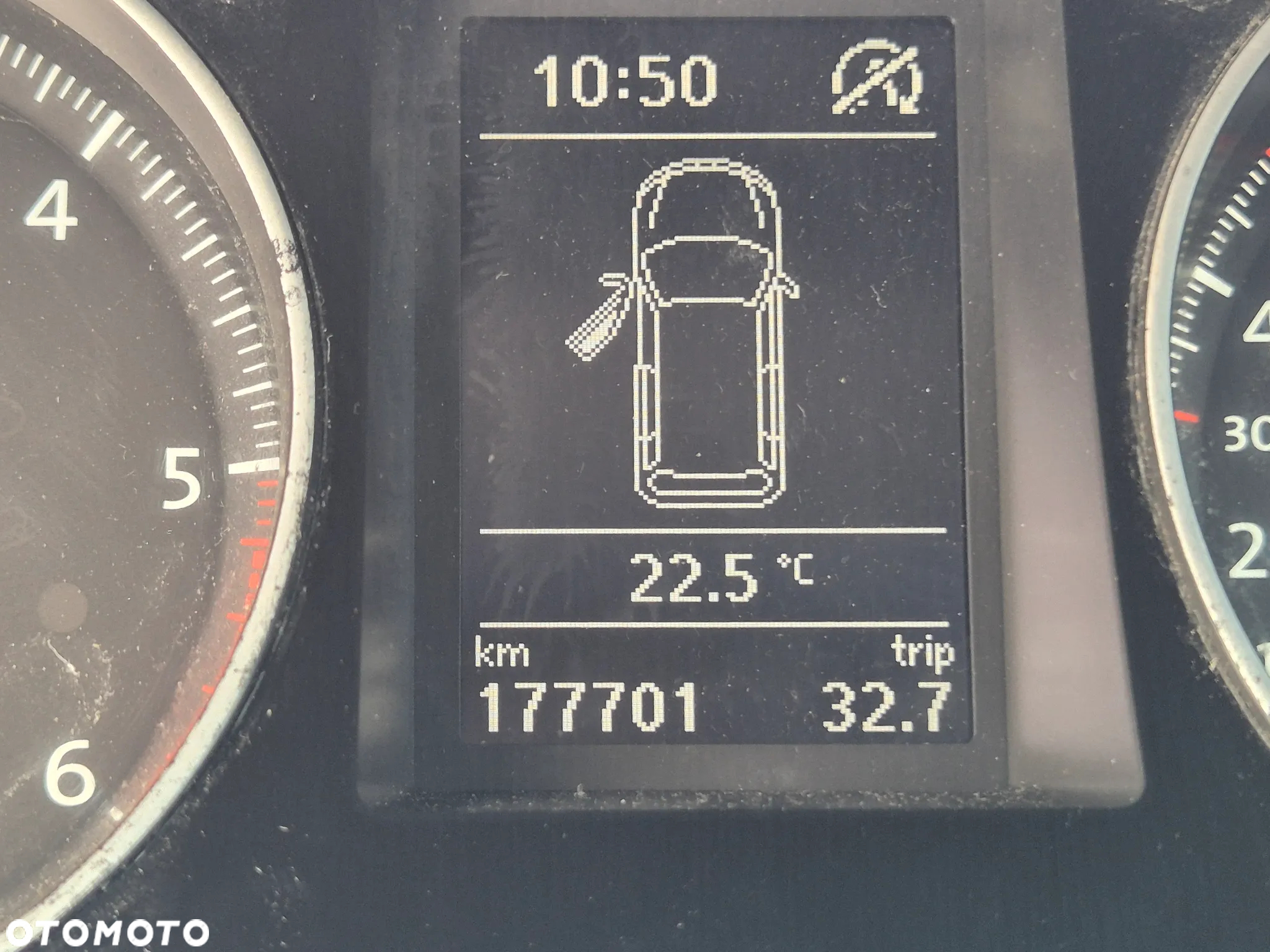 Volkswagen Passat Variant 2.0 TDI DSG BlueMotion Technology Business Edition - 16
