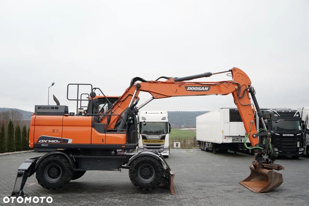 Doosan DX 140W / KOPARKA KOŁOWA / ROTOTIL / JOYSTICK / POWERTILT OBROTNICA / 2019 ROK / - - 8