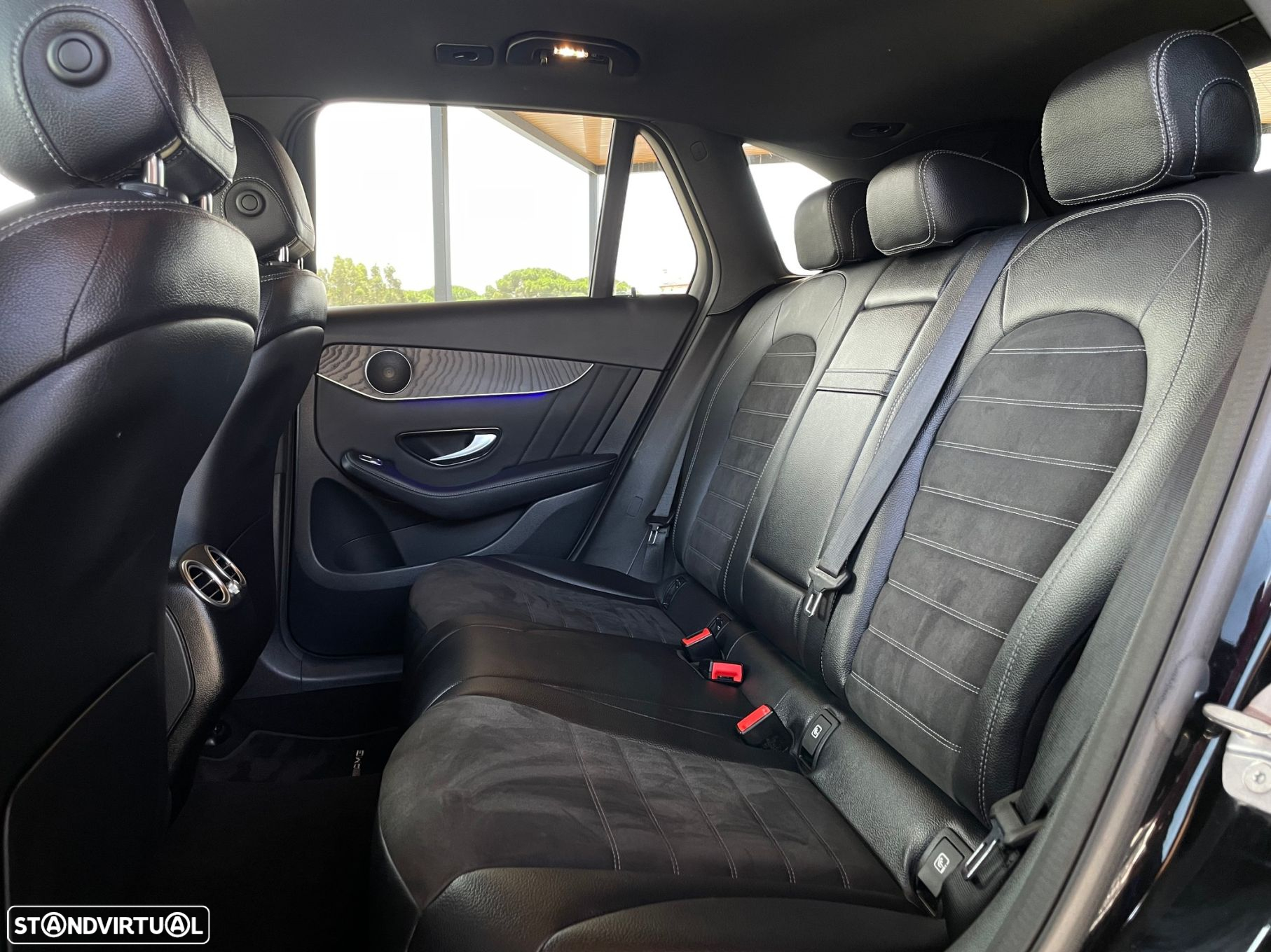 Mercedes-Benz GLC 300 de 4Matic - 13