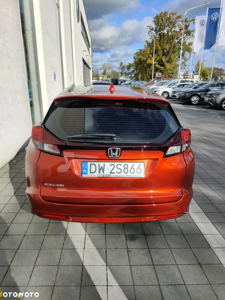 Honda Civic 1.8 Elegance (Honda Connect+) - 2