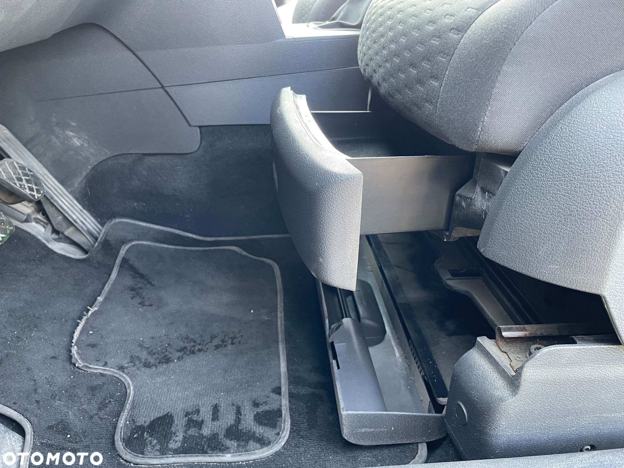Volkswagen Touran - 40