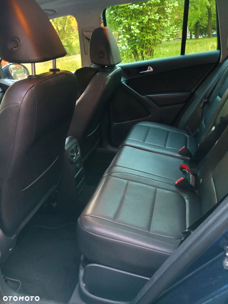 Volkswagen Tiguan - 12