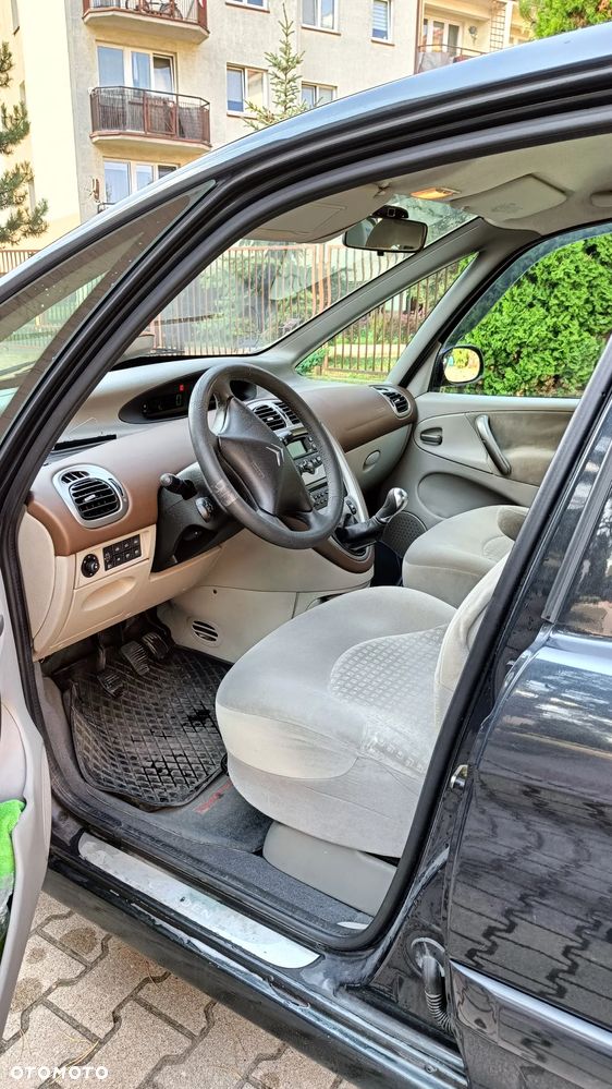 Citroën Xsara Picasso 2.0 HDI Exclusive - 5