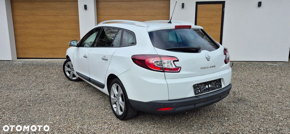 Renault Megane 2.0 16V Bose Edition CVT - 2