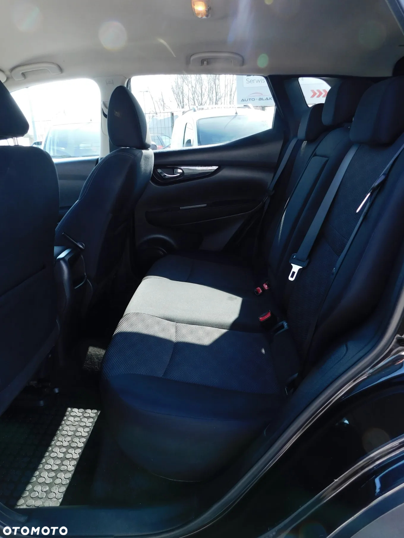 Nissan Qashqai 1.6 DCi N-Connecta Xtronic - 11