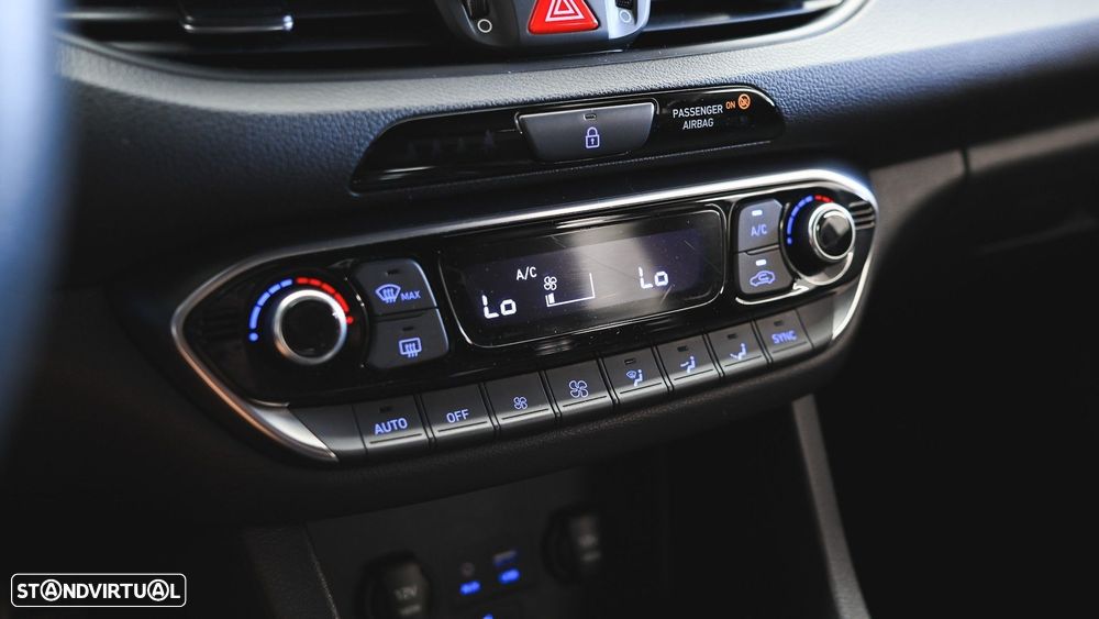 Hyundai i30 N 2.0 T-GDi Performance Pack - 34