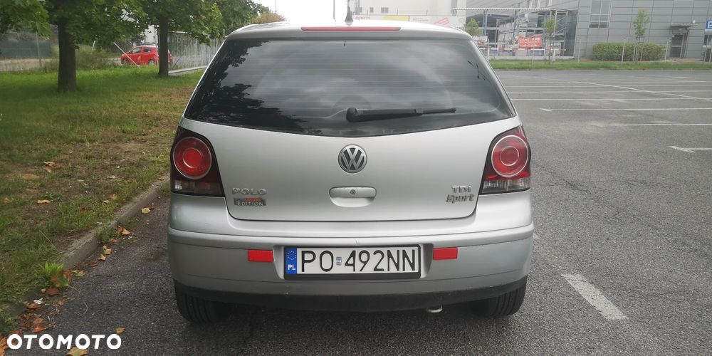 Volkswagen Polo 1.4 TDI Comfortline - 4