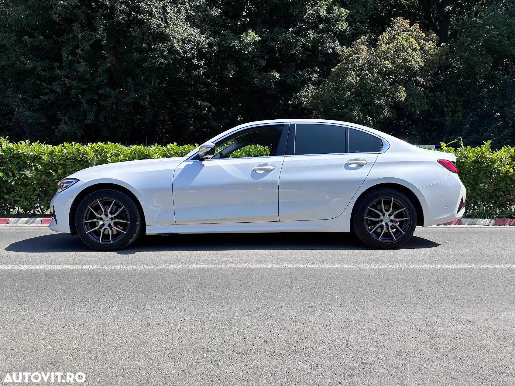 BMW Seria 3 320d AT MHEV - 23