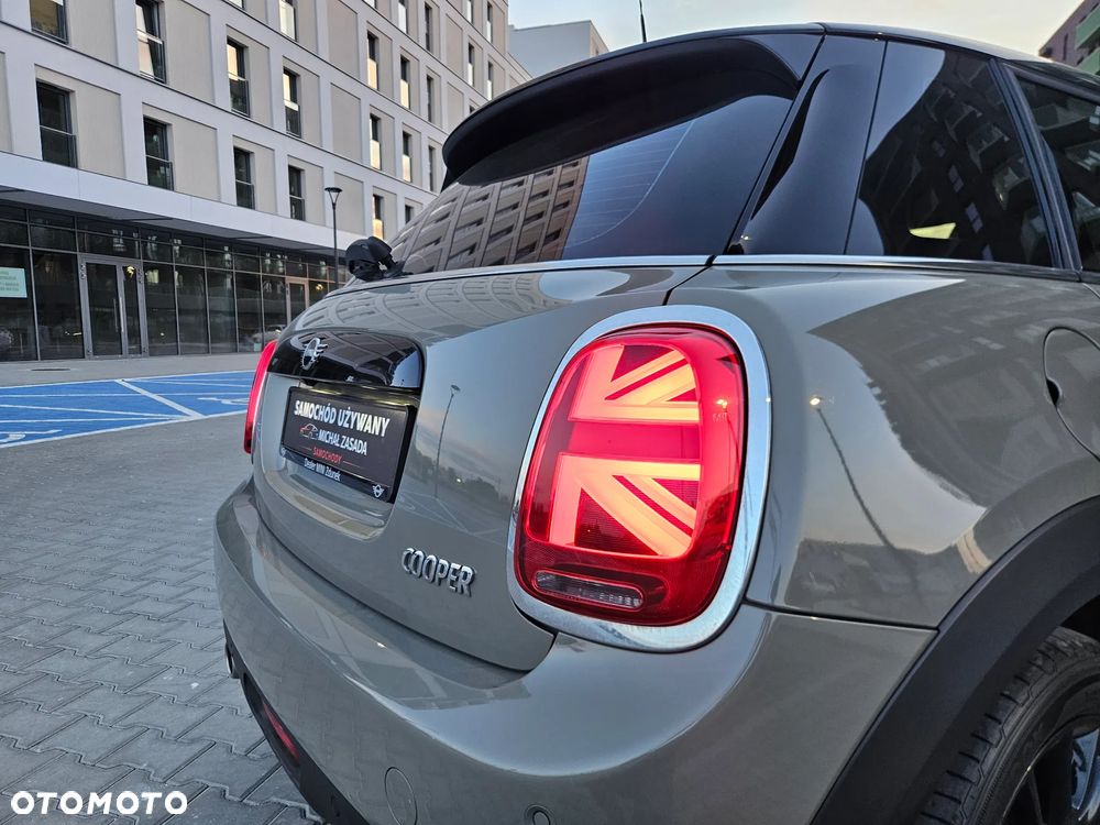 MINI Cooper Standard - 22