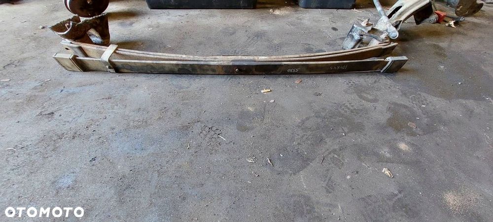 RESOR PIÓROWY TYŁ TRANSIT V DOKA - 2