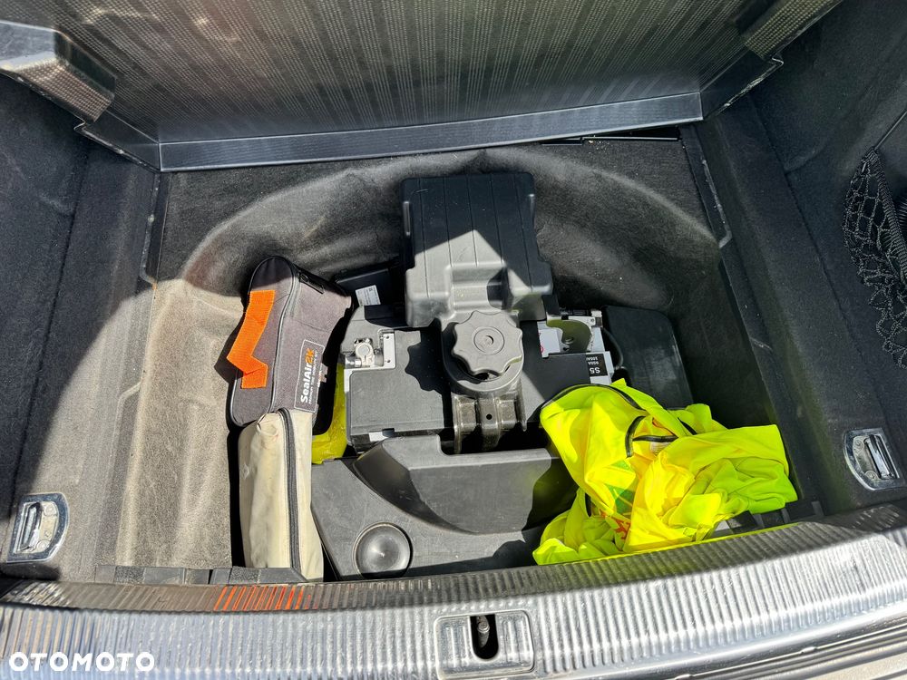 Audi A4 Avant 2.0 TDI DPF clean diesel multitronic Ambiente - 26