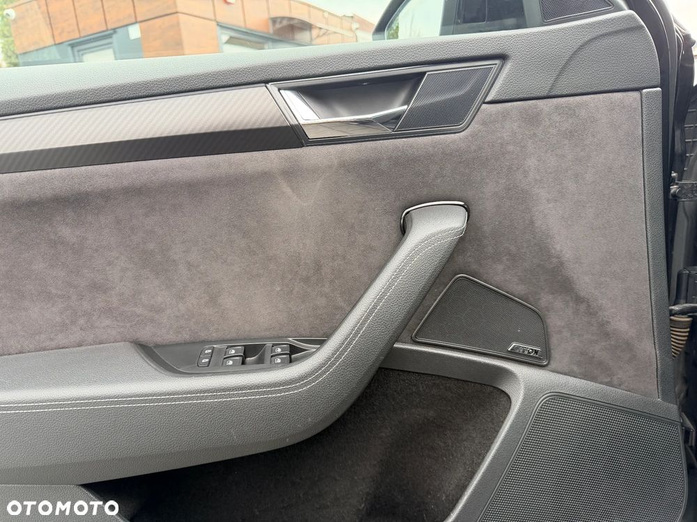 Skoda Superb 1.4 TSI Plug-In Hybrid Sportline DSG - 17