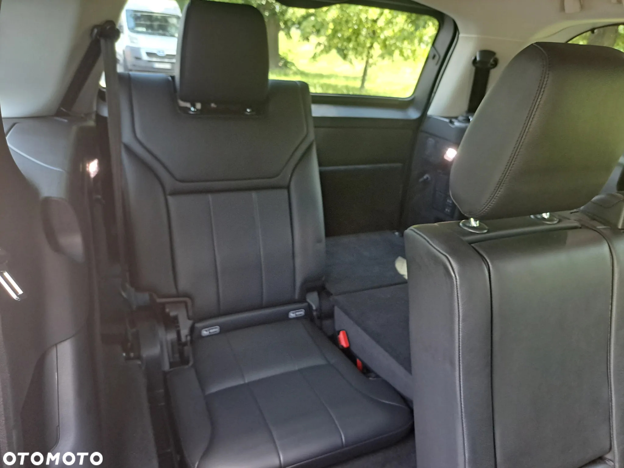 Land Rover Discovery V 2.0 TD4 HSE Luxury - 25