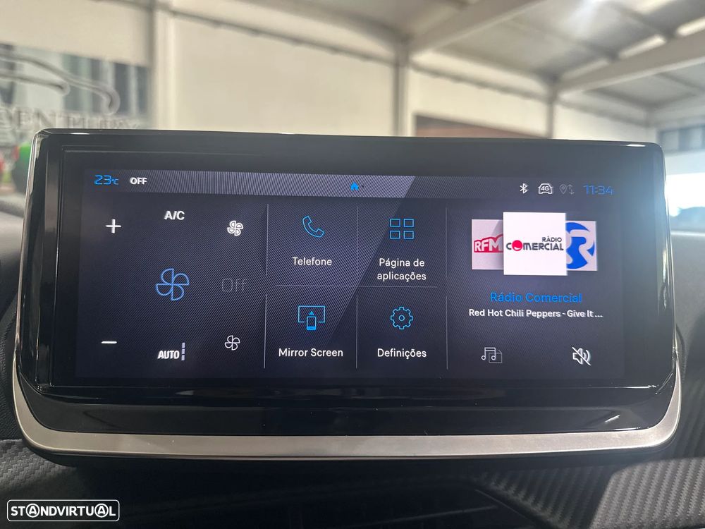 Peugeot 2008 1.2 PureTech Style - 10