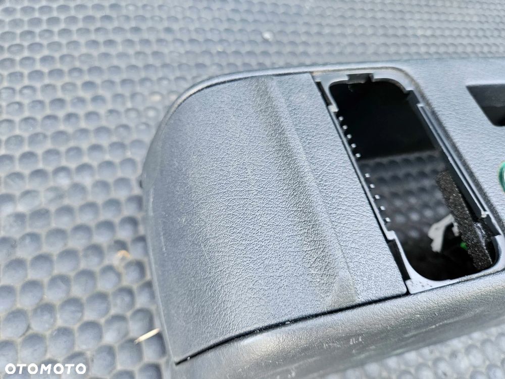 Tunel Srodkowy Konsola Panel Tapicerka Zapalniczka Uchwyt na Kubek Skoda Octavia I 1 - 28