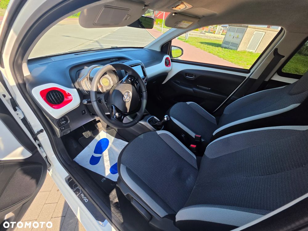 Toyota Aygo x-style - 13