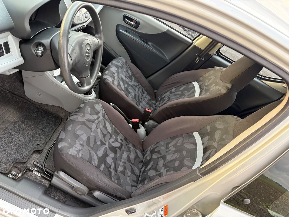 Suzuki Alto 1.0 Comfort City - 11