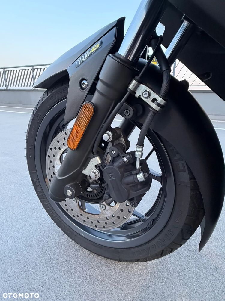 Yamaha X-max - 7
