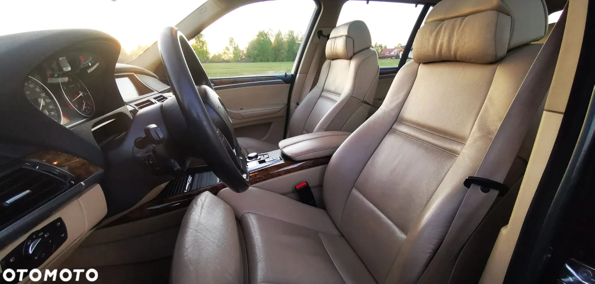 BMW X5 4.8i xDrive - 3
