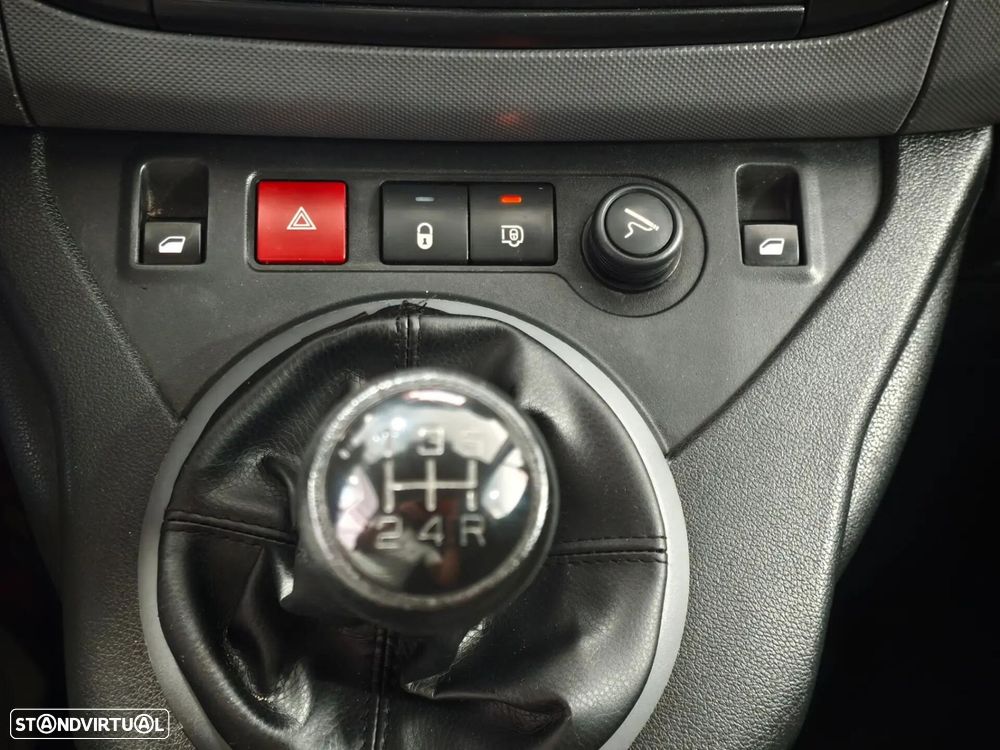 Citroën Berlingo 1.6 BlueHDi Feel - 12