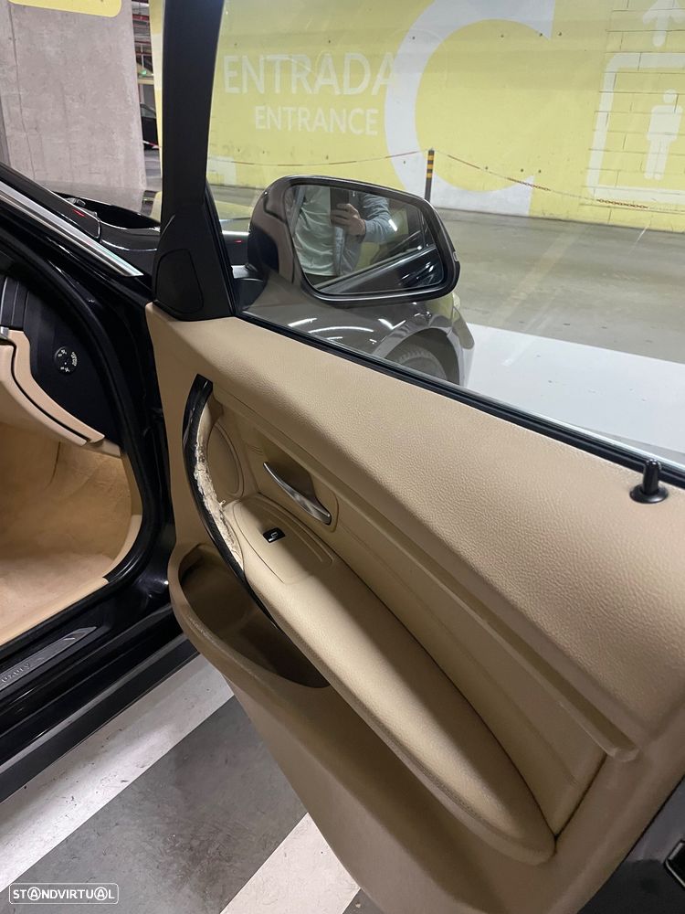 BMW 318 d Touring Aut. Luxury Line - 28