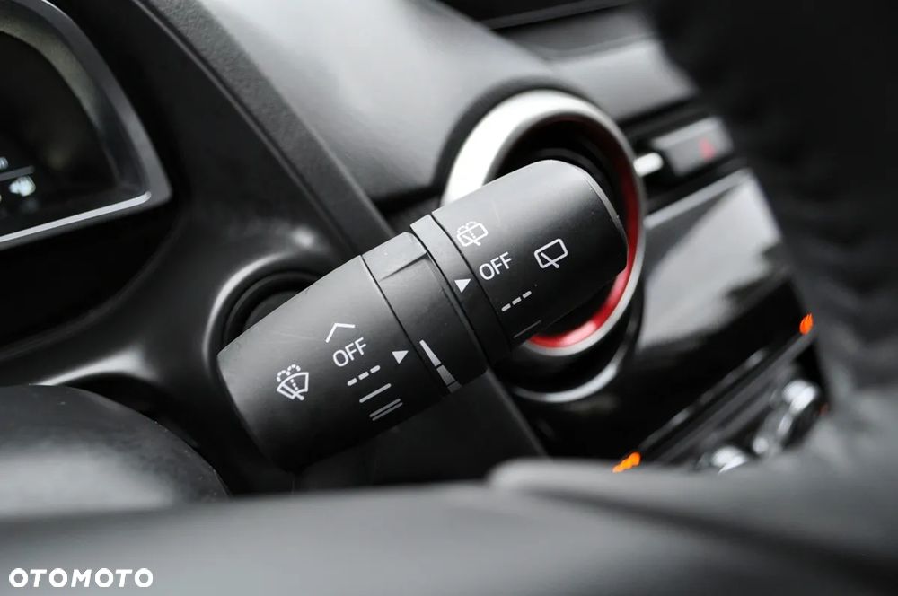 Mazda 2 SKYACTIV-G 90 Exclusive-Line - 31