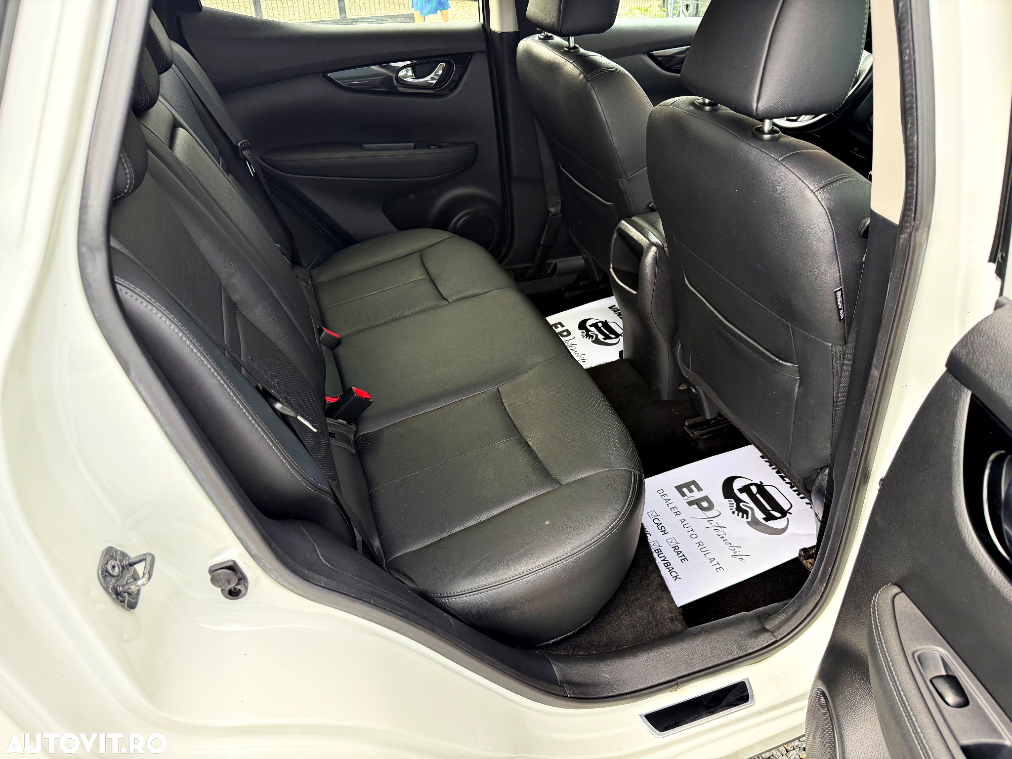 Nissan Qashqai 1.6 DCI Start/Stop Tekna - 14