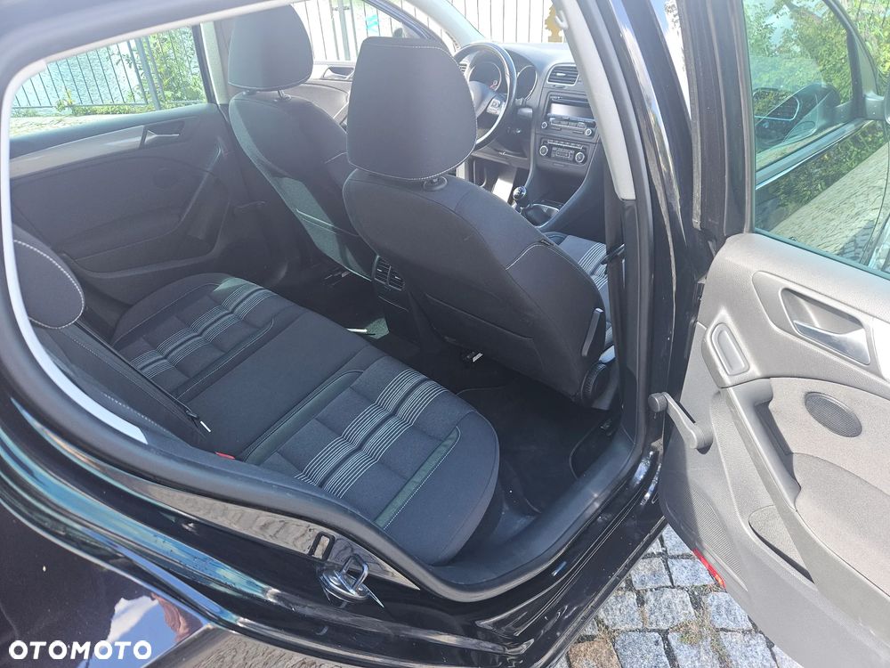 Volkswagen Golf 1.2 TSI MATCH - 11