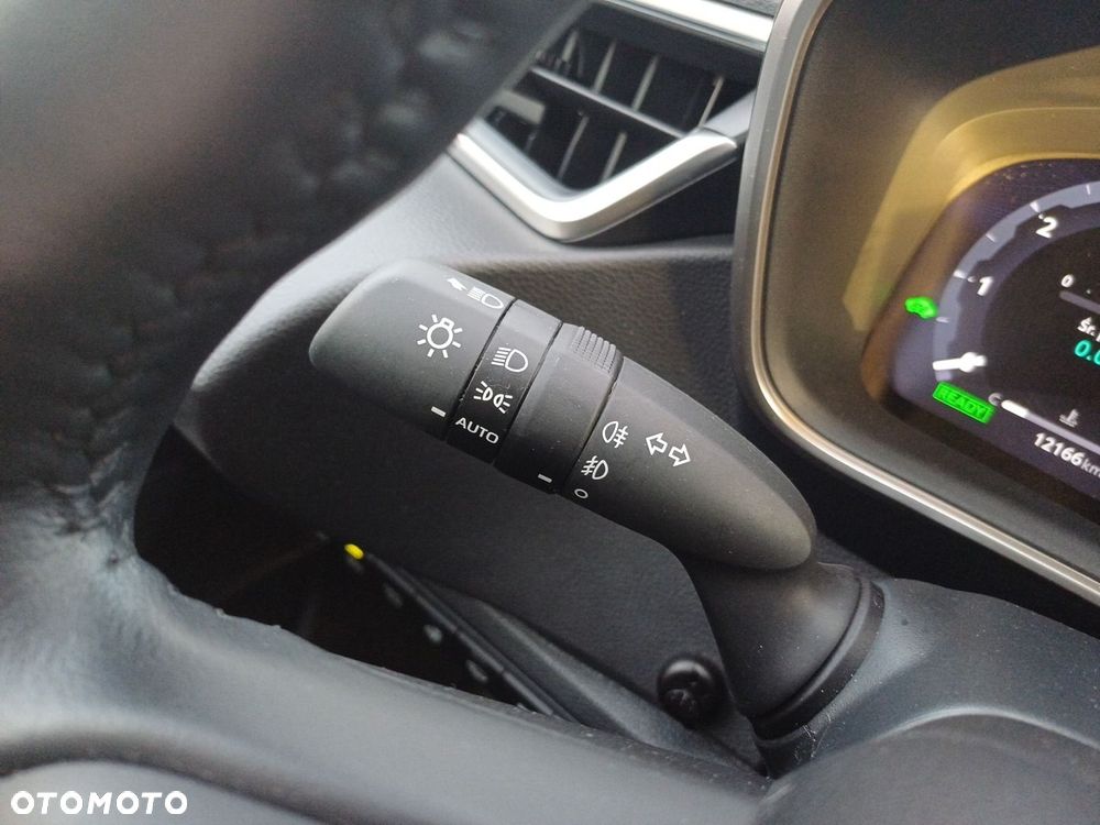 Toyota Corolla 1.8 Hybrid Comfort - 19