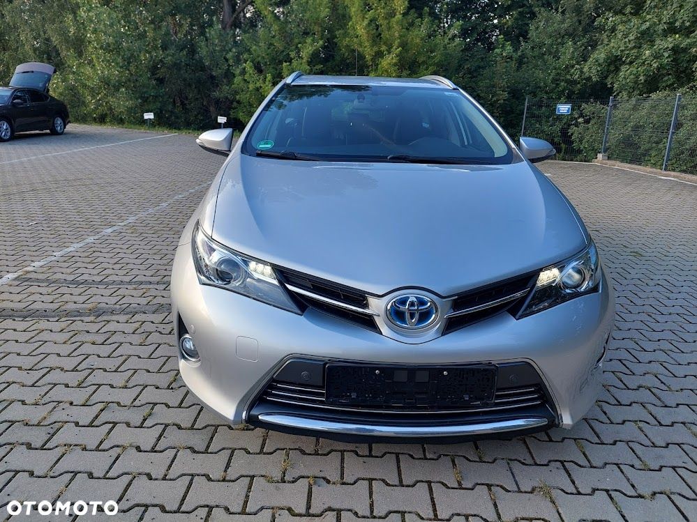 Toyota Auris 1.8 HSD Sol - 12