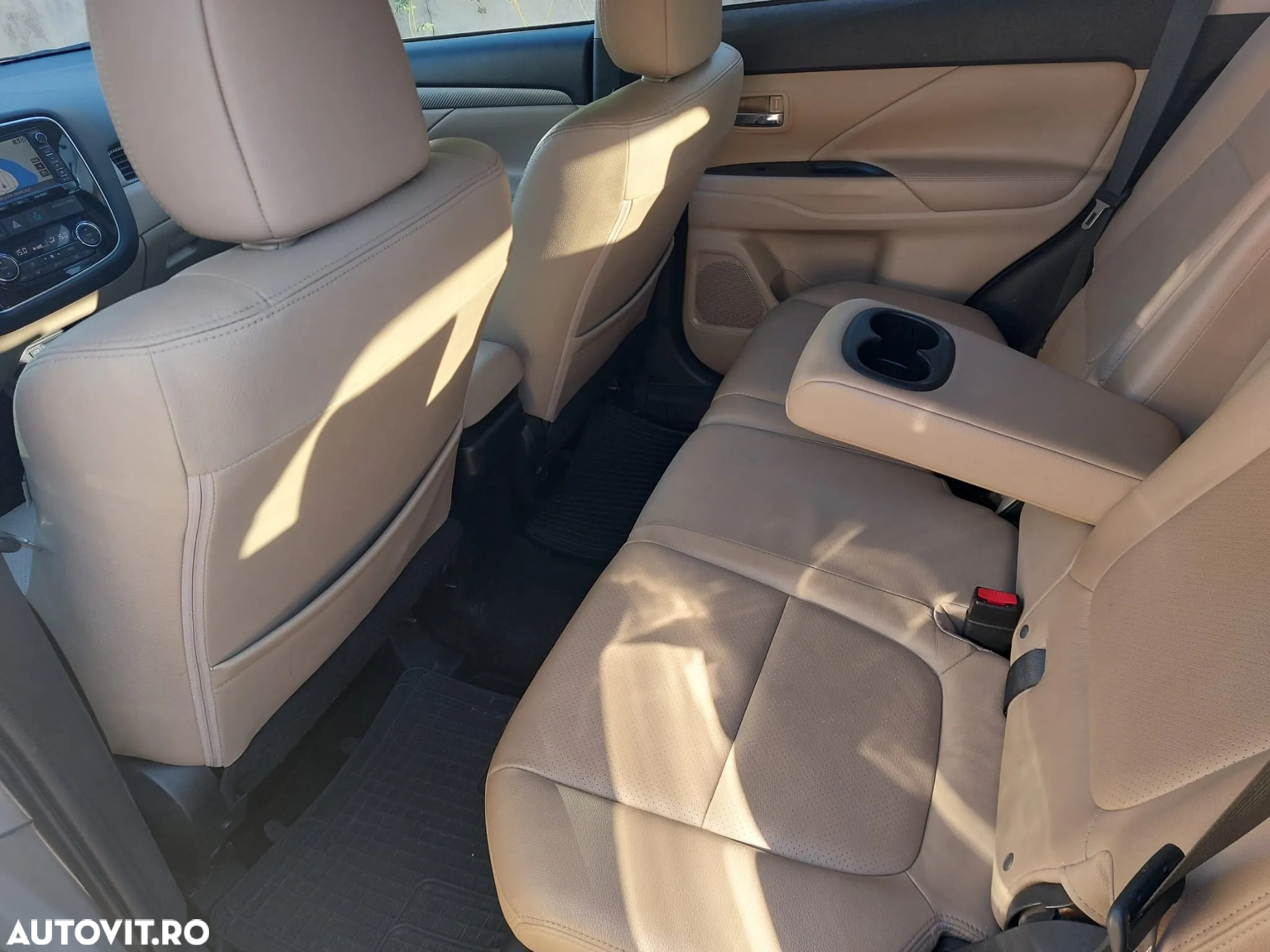 Mitsubishi Outlander 2.2L DI-D 6AT 4WD Intense+ A04 - 29