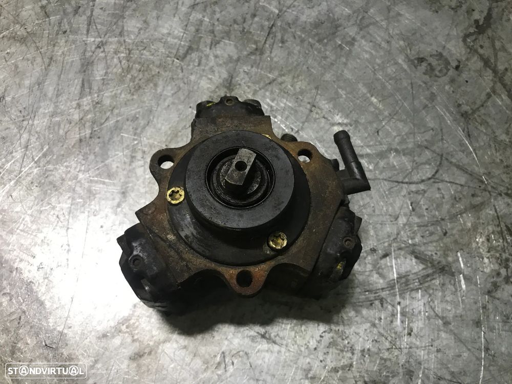BOMBA INJECTORA / ALTA PRESSÃO OPEL CORSA C / COMBO 1.3CDTI 0445010092 55185549 - 2