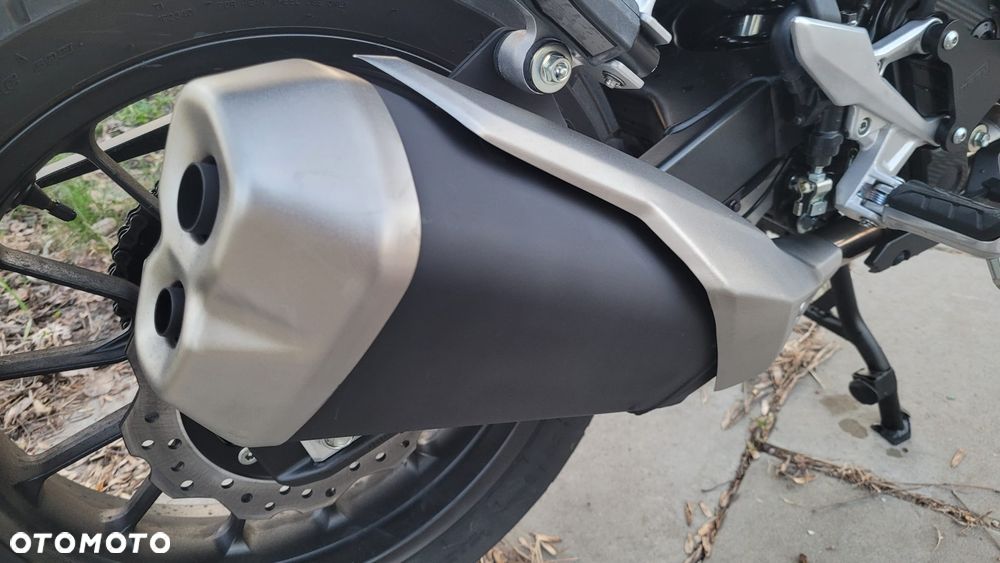 Honda CB - 11