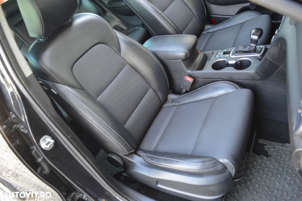 Kia Sportage 1.7 CRDI 2WD ISG Aut. Spirit - 26