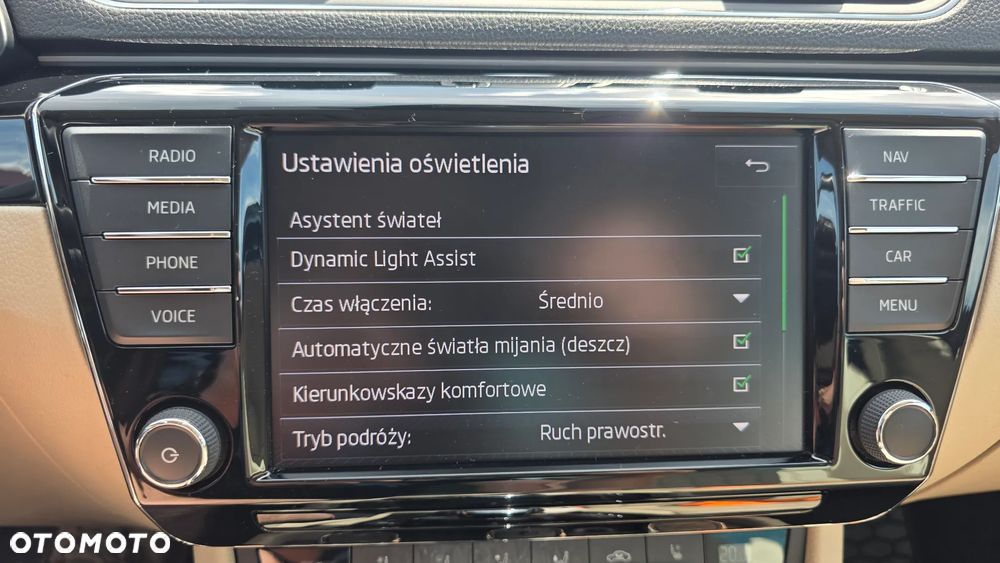 Skoda Superb 2.0 TSI 4x4 L&K DSG - 28