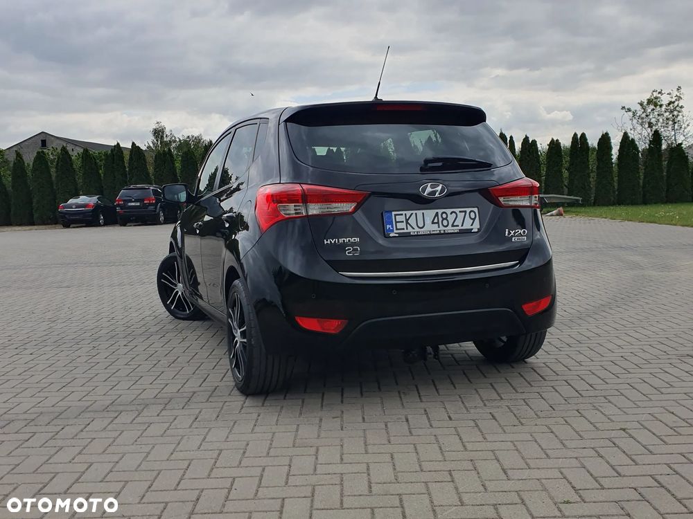 Hyundai ix20 - 11