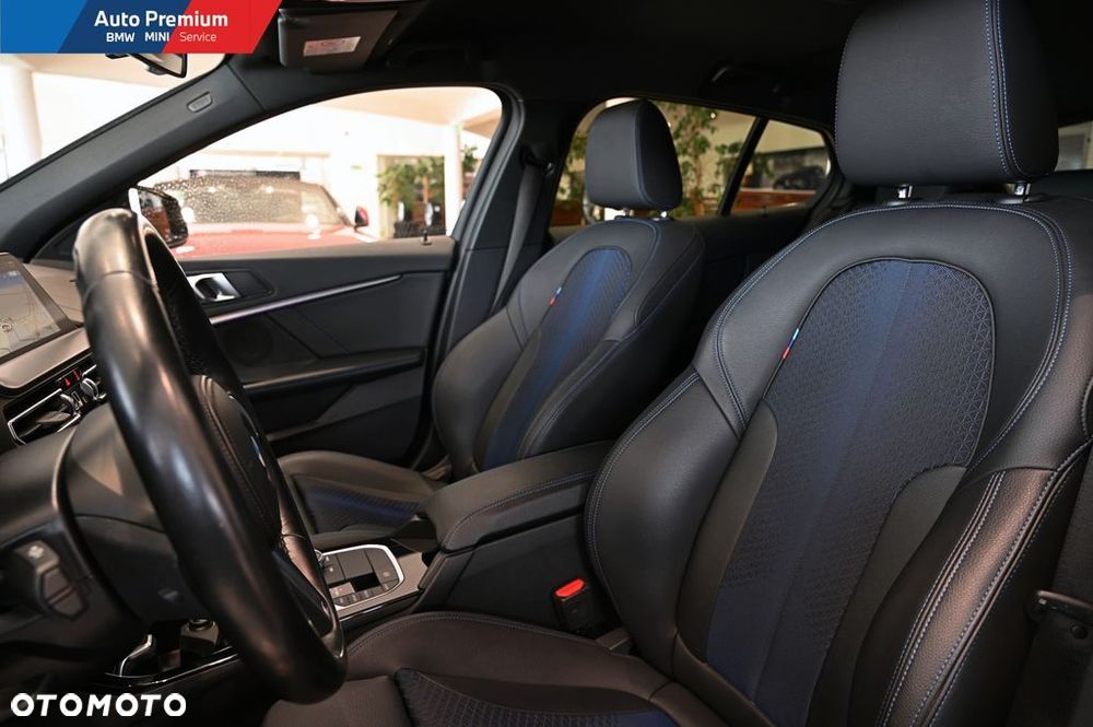 BMW Seria 1 118i M Sport - 9