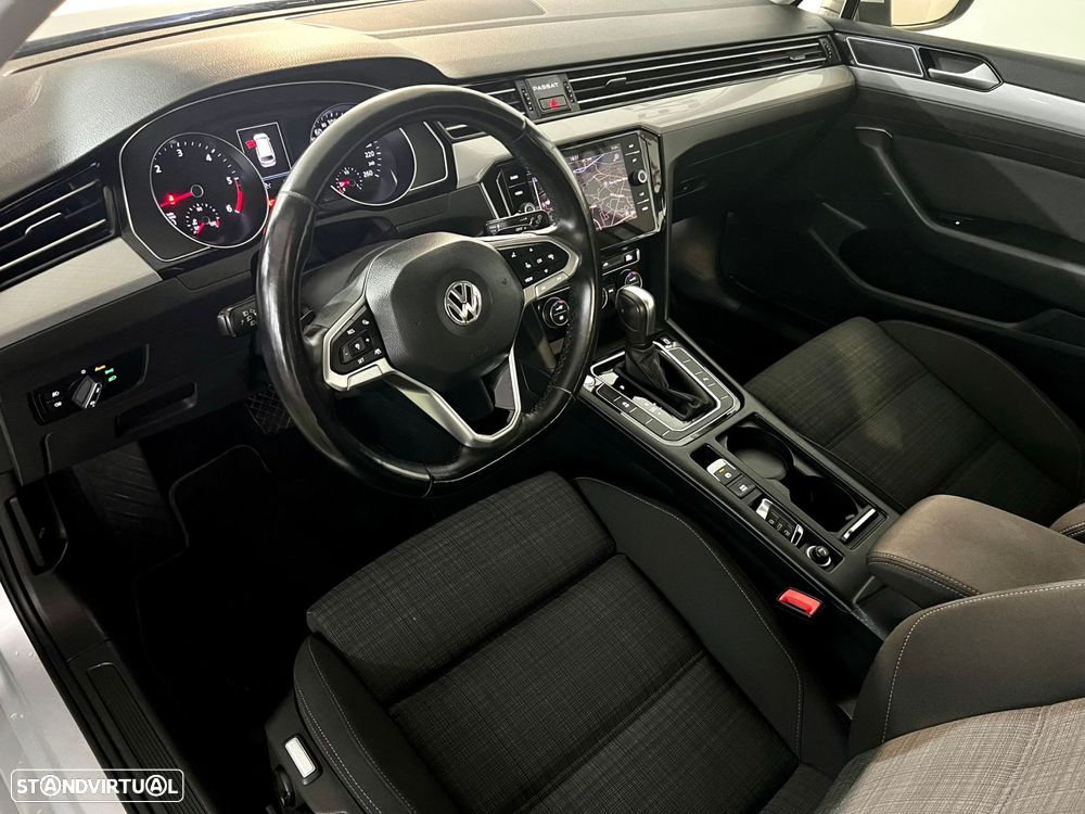 VW Passat Variant 1.6 TDI Confortline DSG - 3
