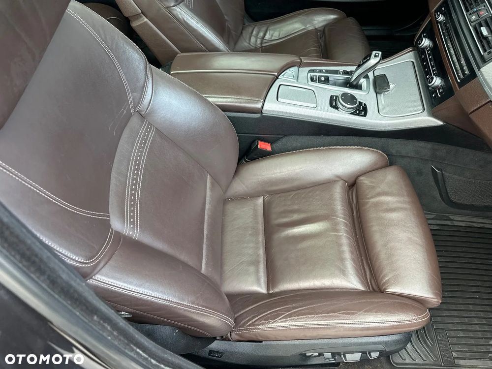 BMW Seria 5 - 12