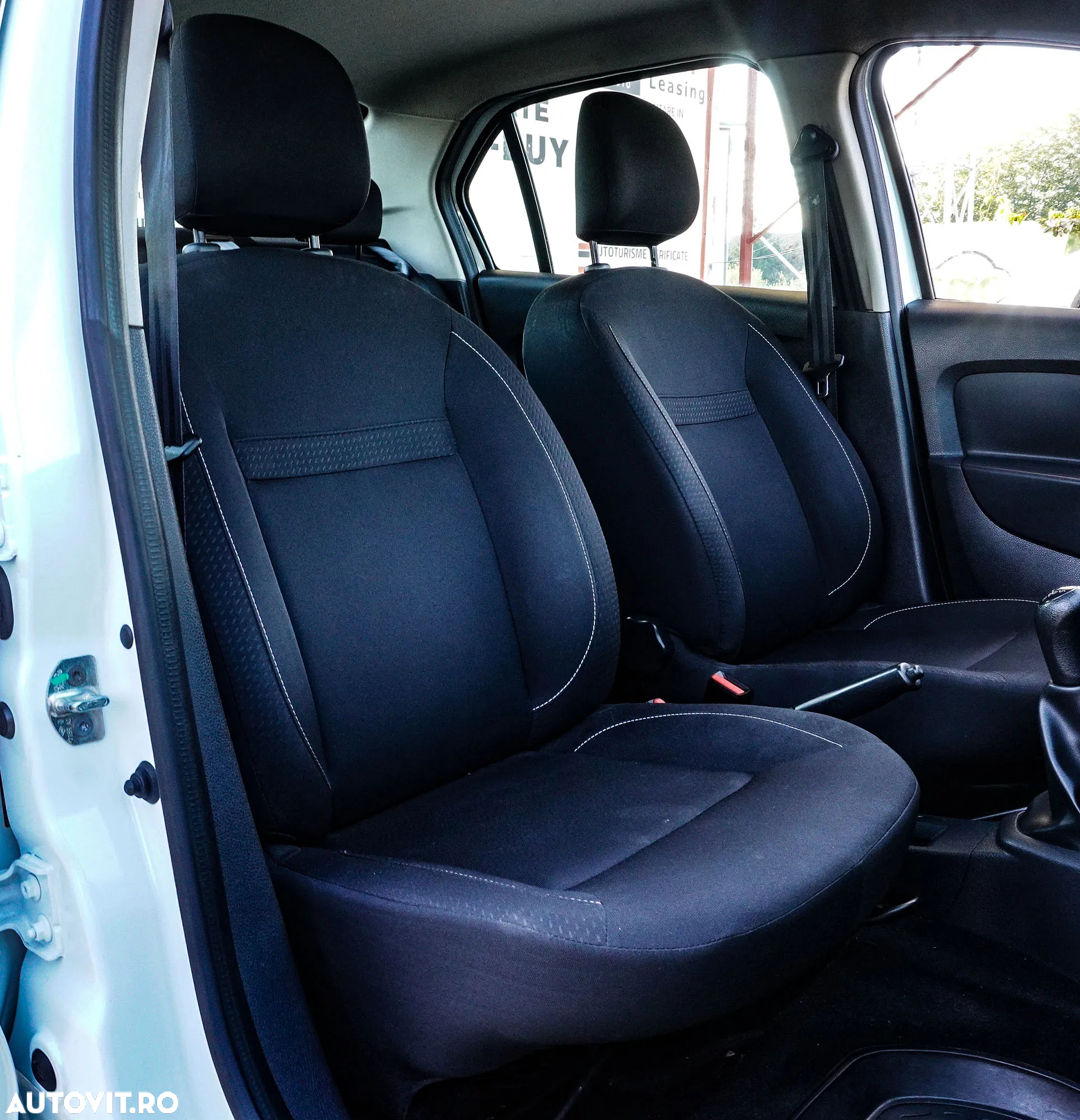 Dacia Logan 0.9 TCe Laureate - 15