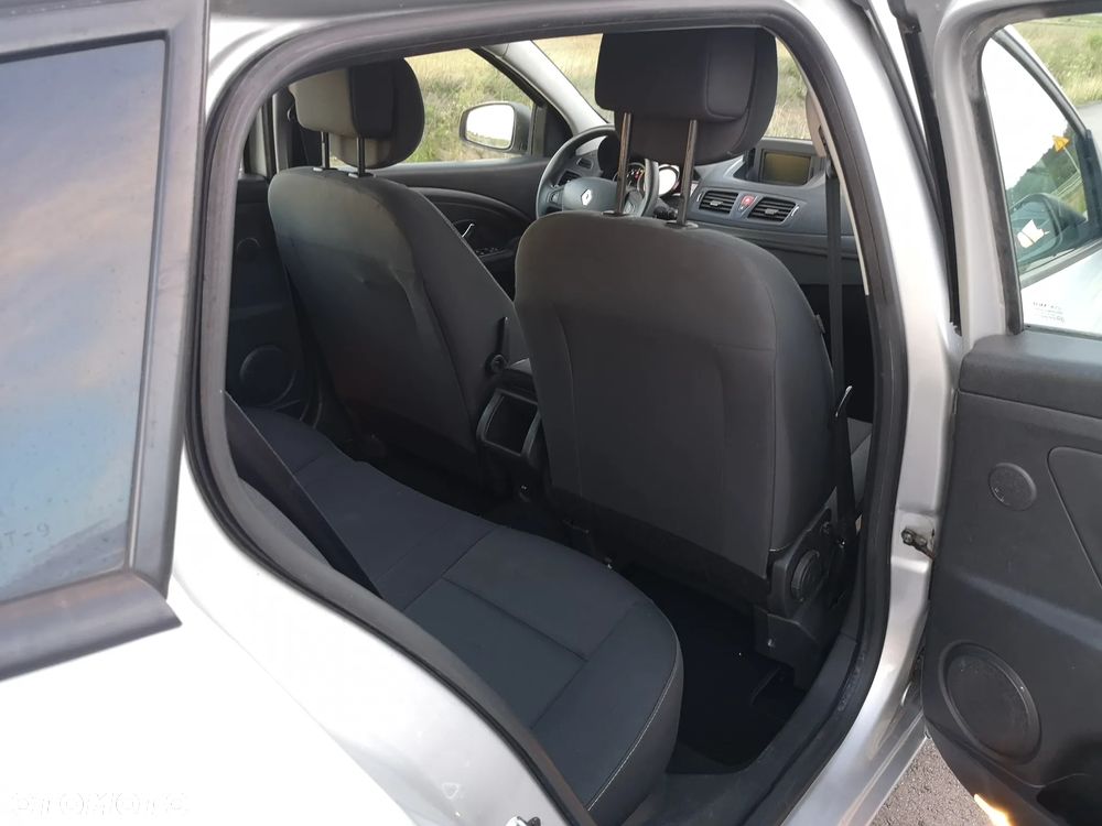 Renault Megane 1.6 16V Generation - 9
