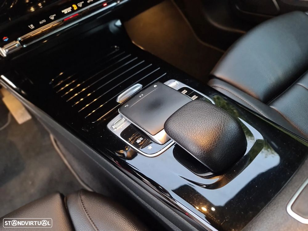 Mercedes-Benz A 180 d 7G-DCT AMG Line - 16