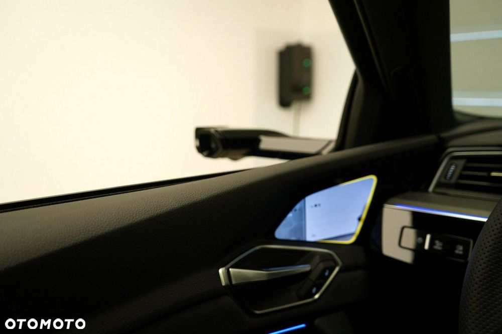 Audi SQ8 e-tron - 28