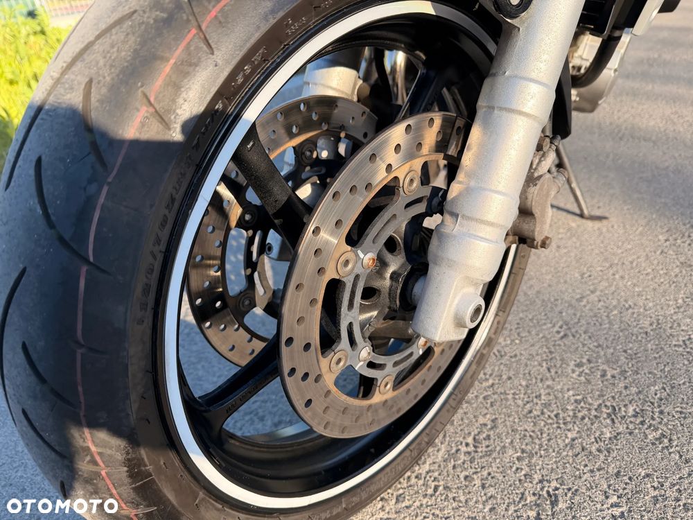 Yamaha FZ6 - 7