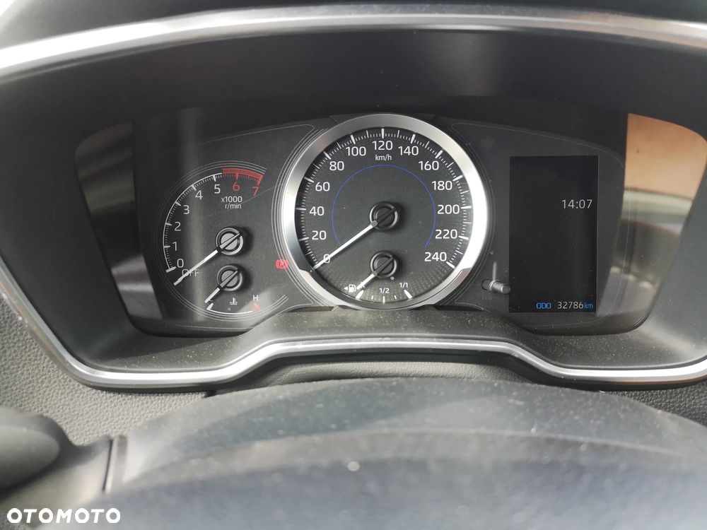 Toyota Corolla - 11