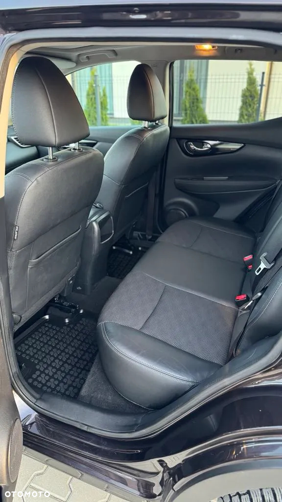 Nissan Qashqai 1.6 DCi Tekna Xtronic - 8
