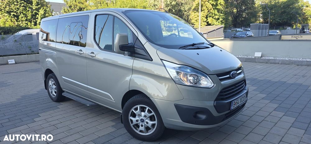 Ford Tourneo Custom - 2