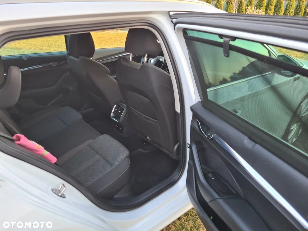 Skoda Octavia - 12