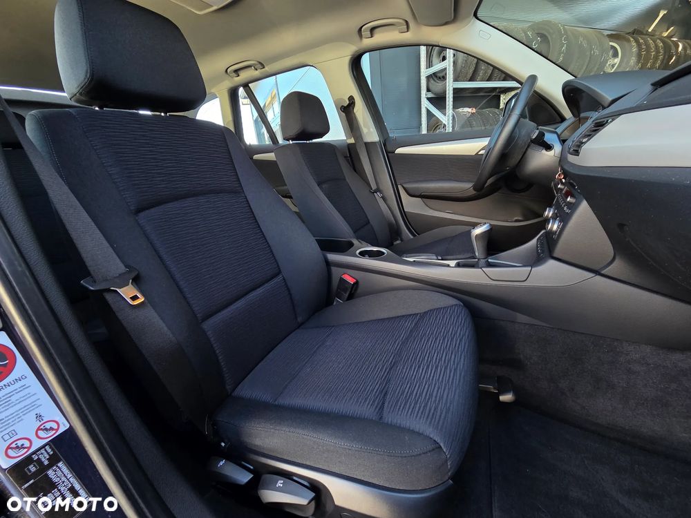 BMW X1 xDrive18d xLine - 16