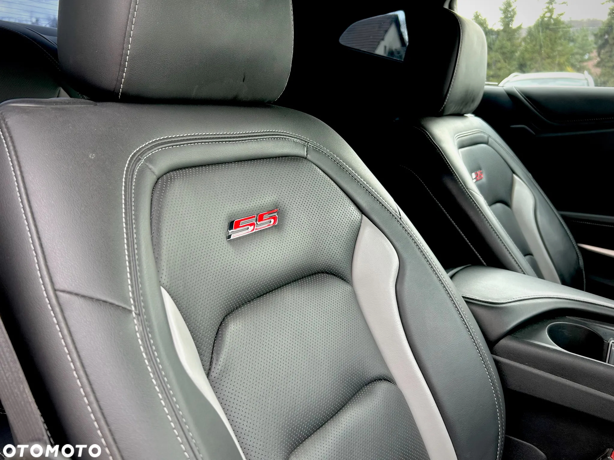 Chevrolet Camaro Coupe 6.2 V8 - 28